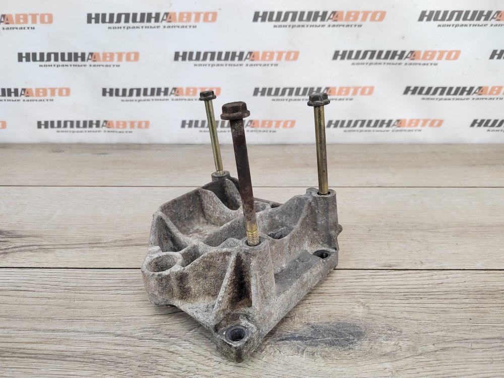 Кронштейн компрессора кондиционера, 500 рублей, Москва