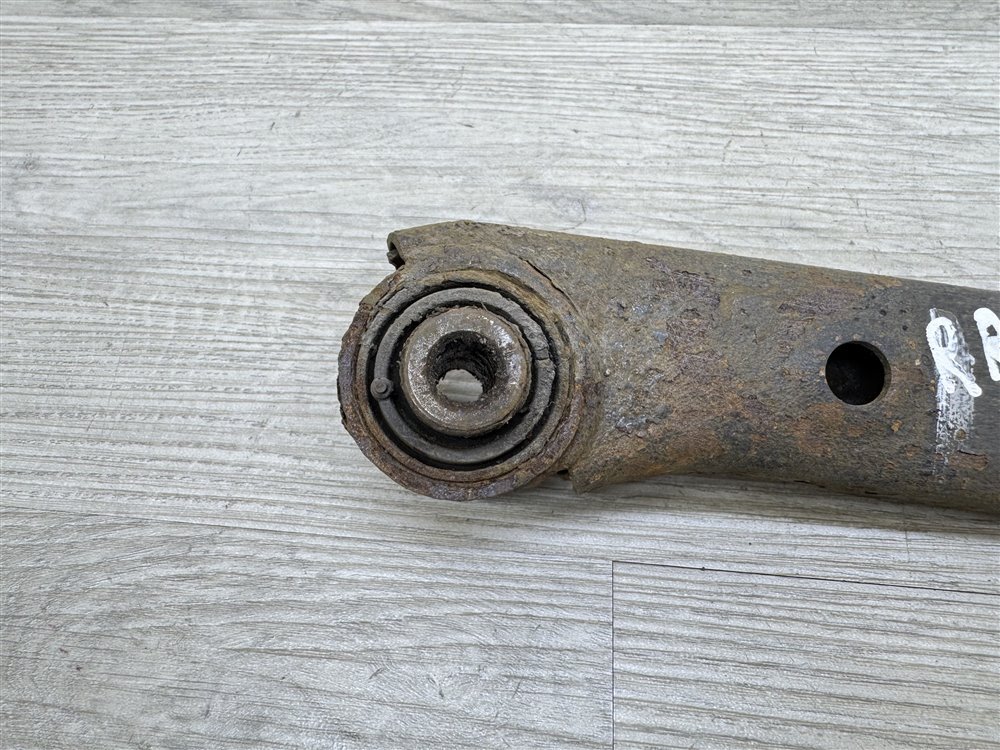 Рычаг задней подвески верхний, 1000 рублей, Севастополь