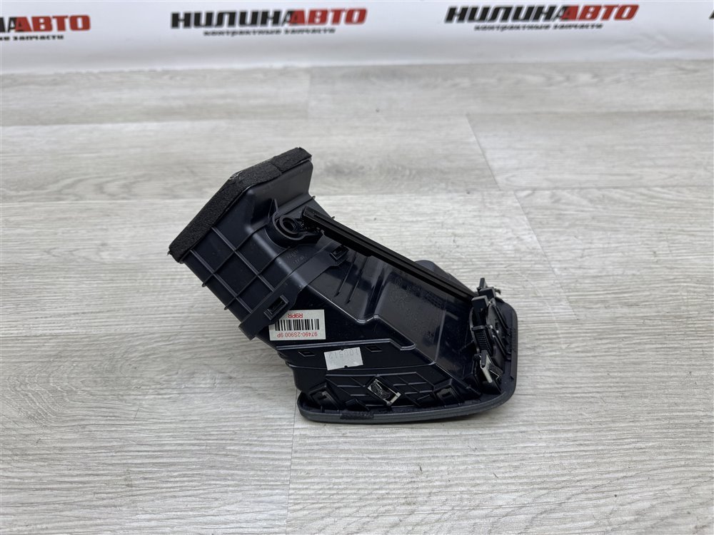 Дефлектор в торпедо, 1000 рублей, Севастополь