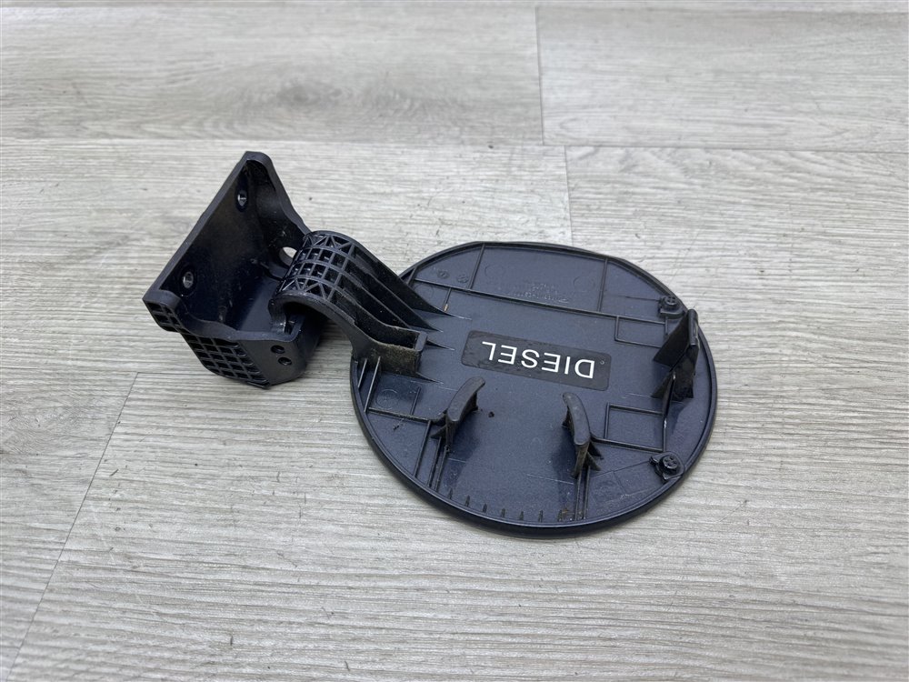 Лючок топливного бака, 500 рублей, Севастополь