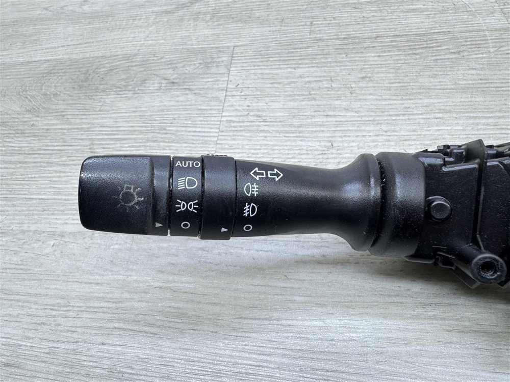 Подрулевой переключатель, 4500 рублей, Севастополь