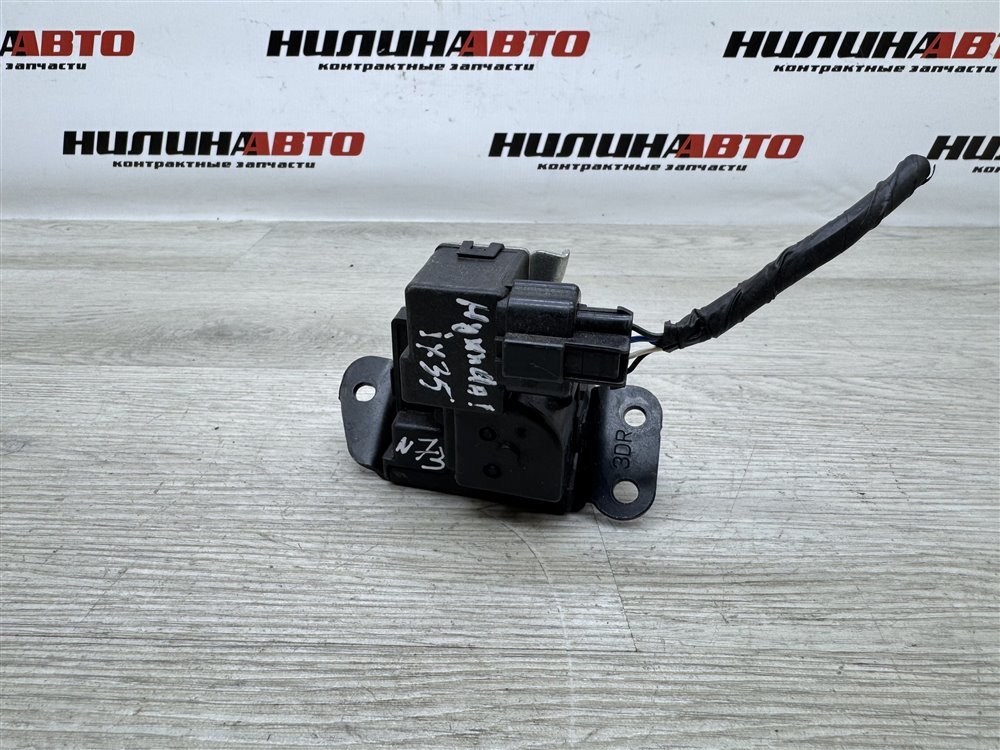 Замок крышки багажника, 2000 рублей, Севастополь