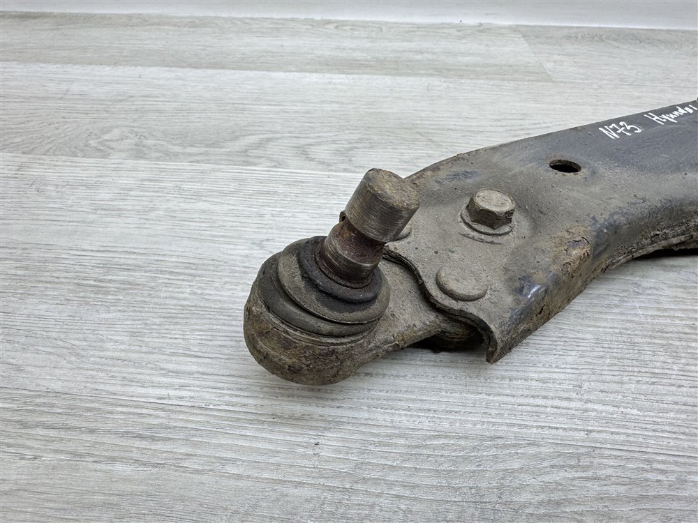 Рычаг передний нижний, 2000 рублей, Севастополь