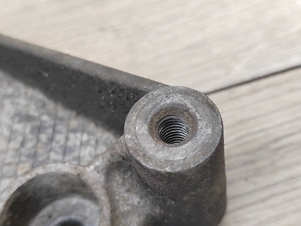 Кронштейн компрессора кондиционера, 500 рублей, Москва