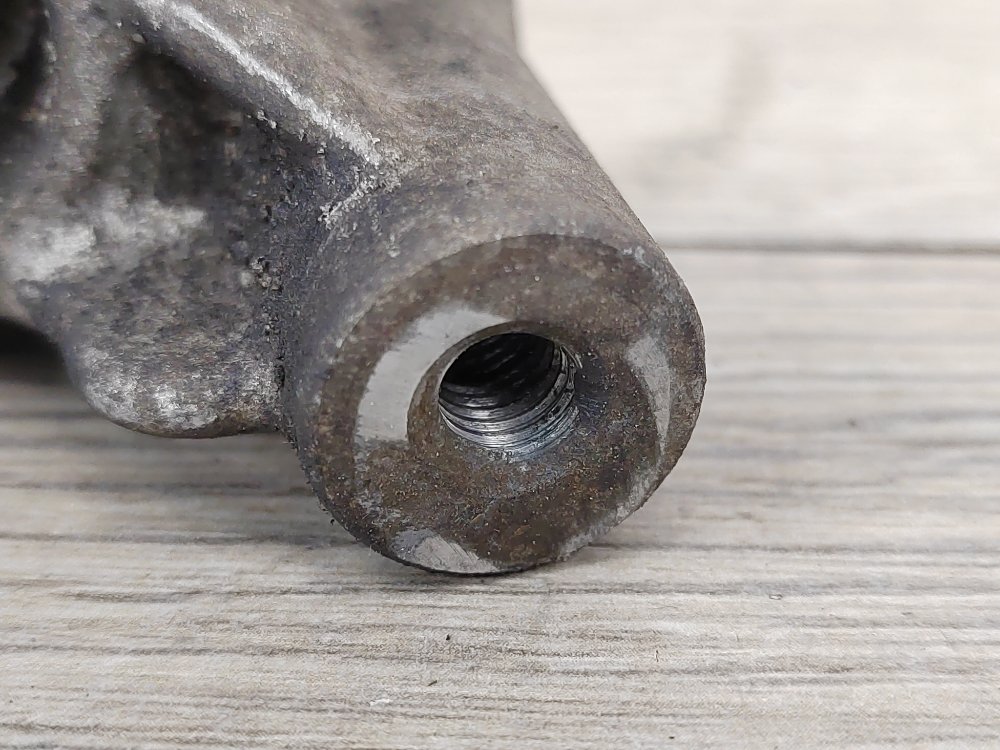 Кронштейн компрессора кондиционера, 500 рублей, Москва