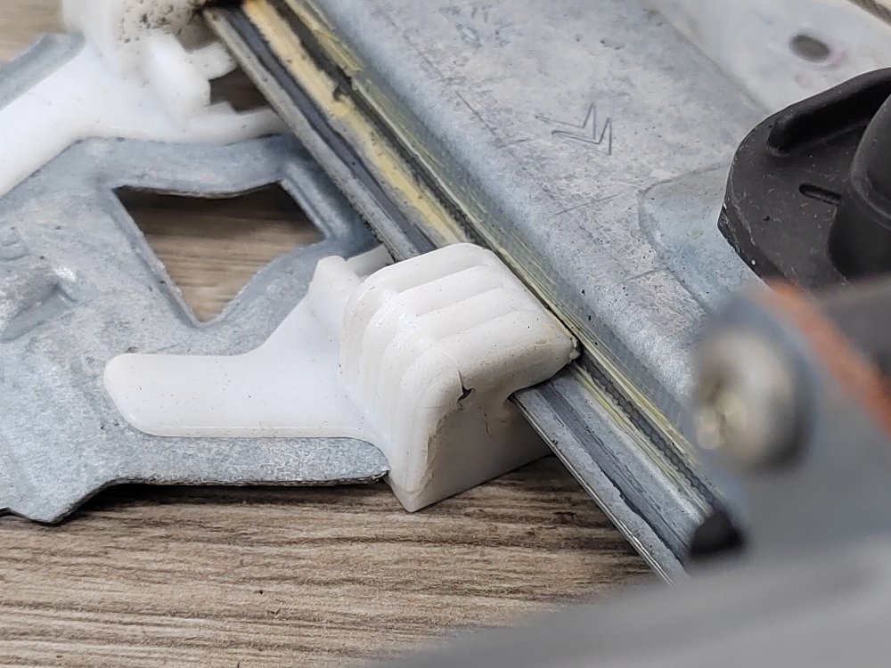 Стеклоподъемник, 2500 рублей, Москва