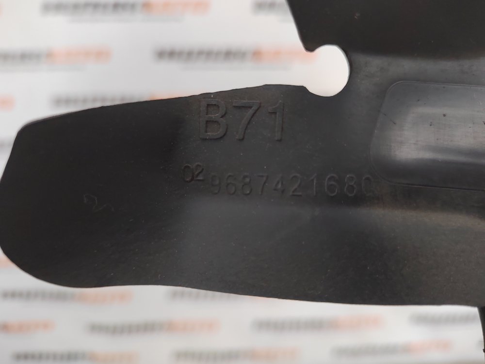 Дефлектор радиатора, 1400 рублей, Москва