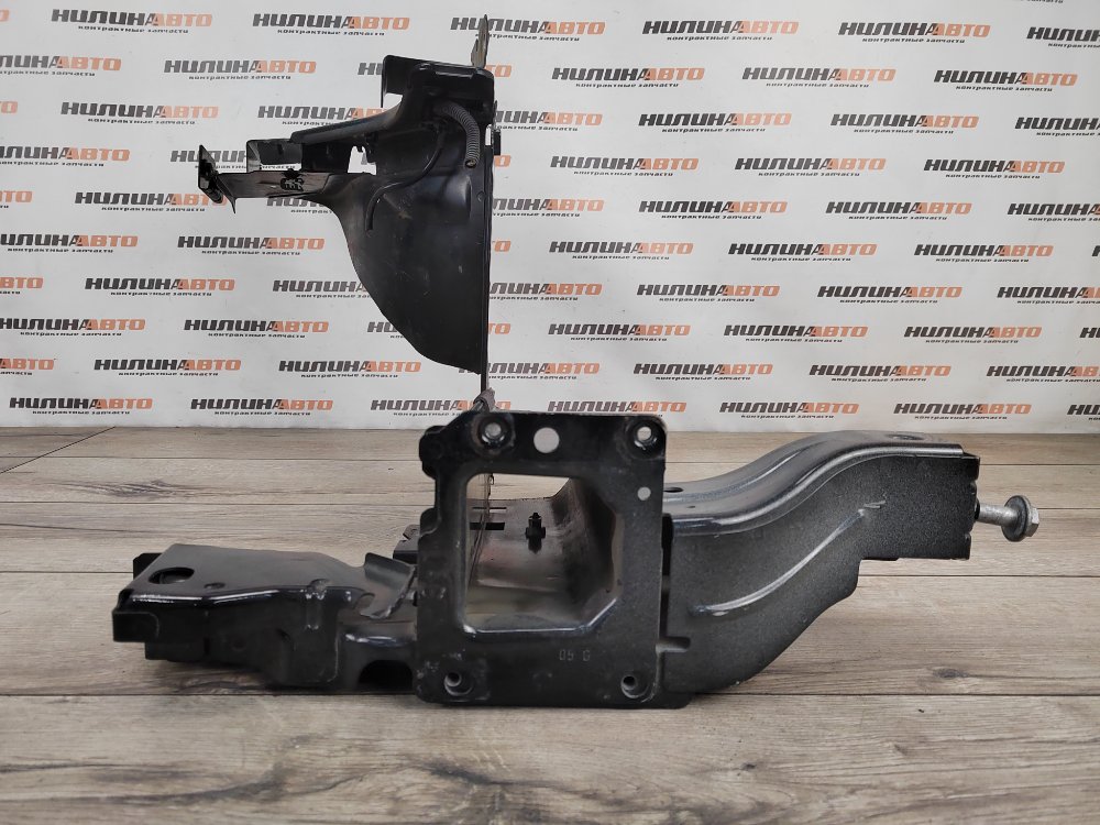 Лонжерон, 1300 рублей, Москва