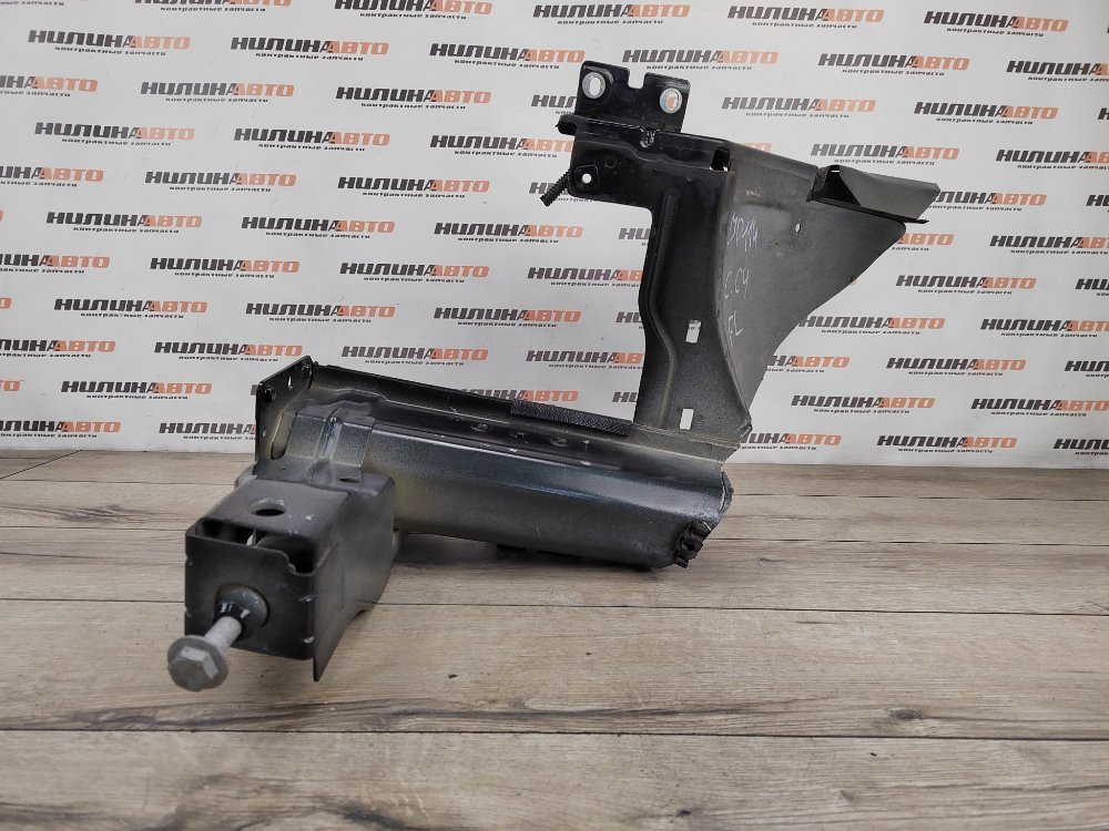 Лонжерон, 1300 рублей, Москва