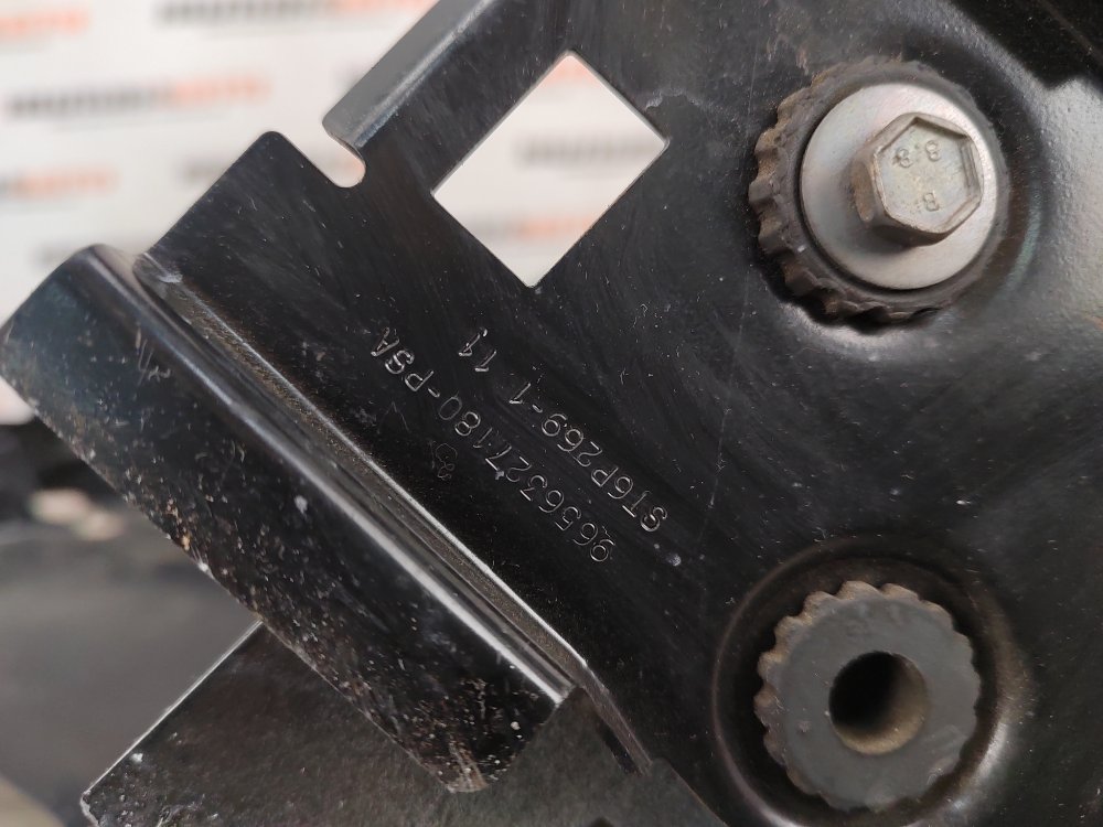 Лонжерон, 1300 рублей, Москва