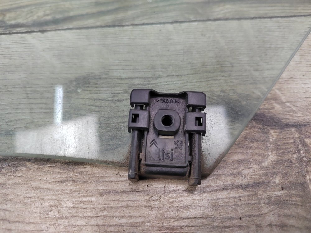 Стекло двери, 1500 рублей, Москва