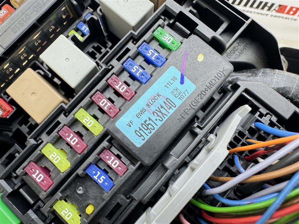 Блок предохранителей под капот, 7000 рублей, Севастополь