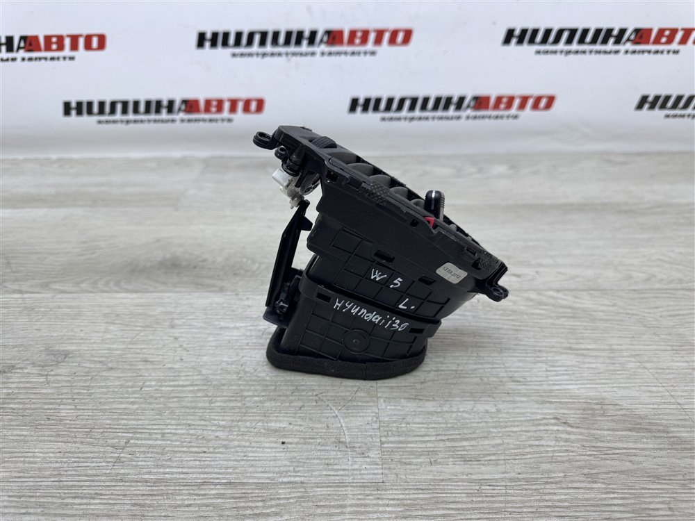 Дефлектор в торпедо центральный, 600 рублей, Севастополь