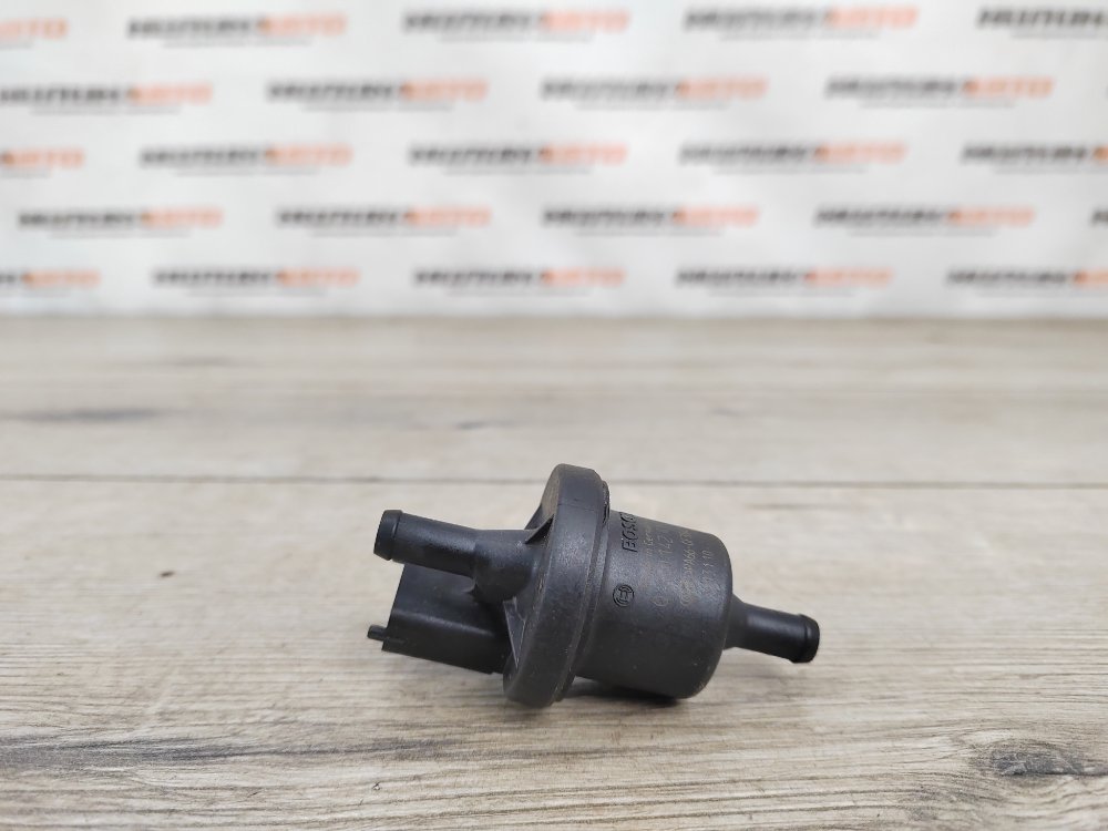 Клапан вентиляции топливного бака, 500 рублей, Москва