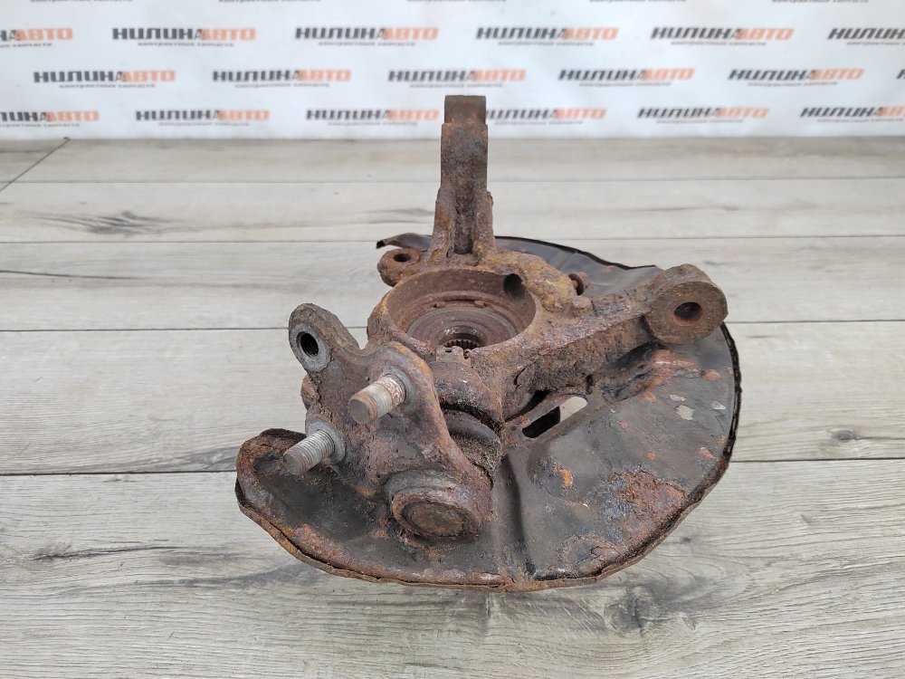 Кулак поворотный, 2000 рублей, Москва