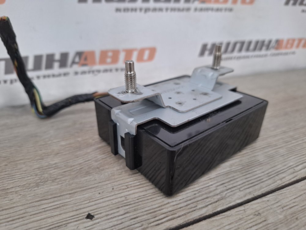 Блок управления парктрониками, 1000 рублей, Москва