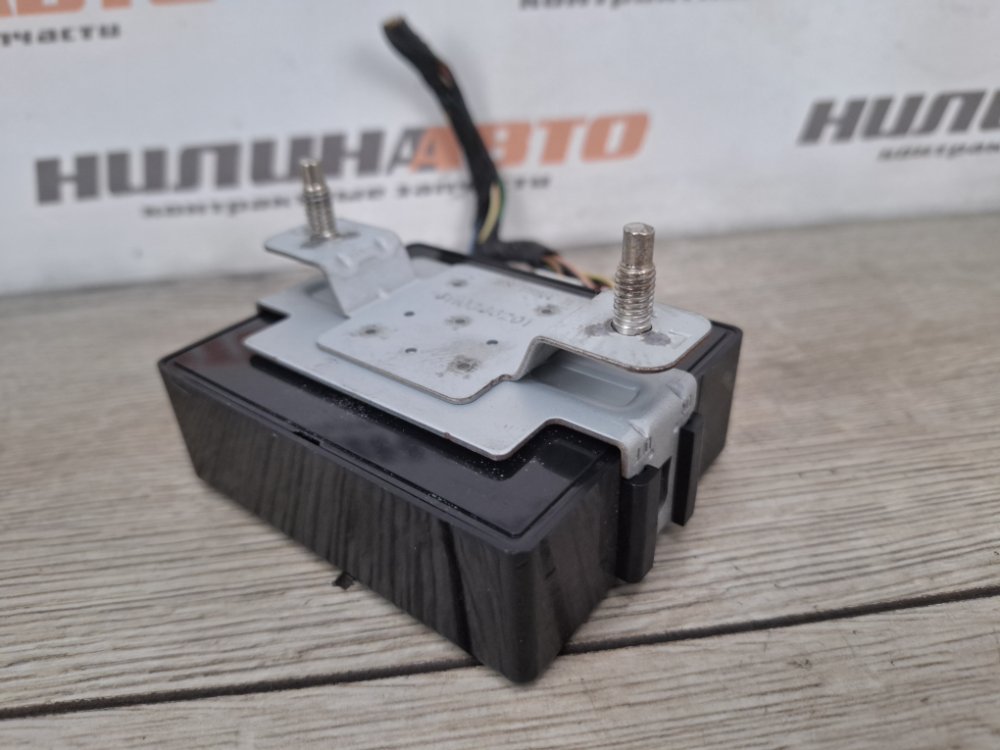 Блок управления парктрониками, 1000 рублей, Москва