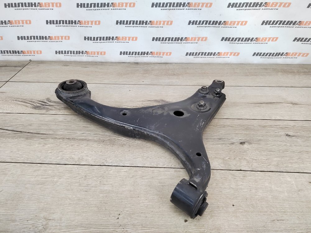 Рычаг передний нижний, 1000 рублей, Москва