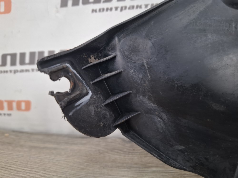 Подкрылок, 500 рублей, Москва