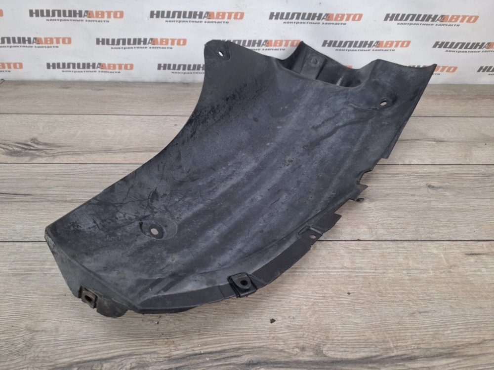 Подкрылок, 1000 рублей, Москва