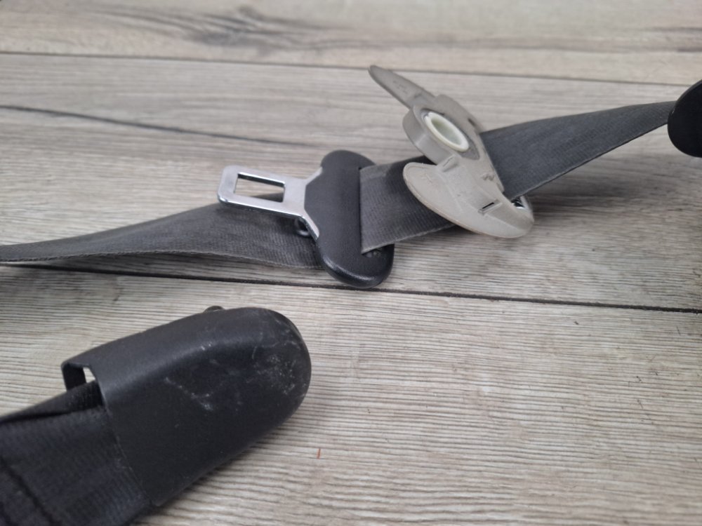 Ремень безопасности, 5000 рублей, Москва