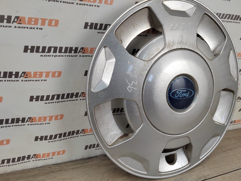 Колпак колесный, 1000 рублей, Москва