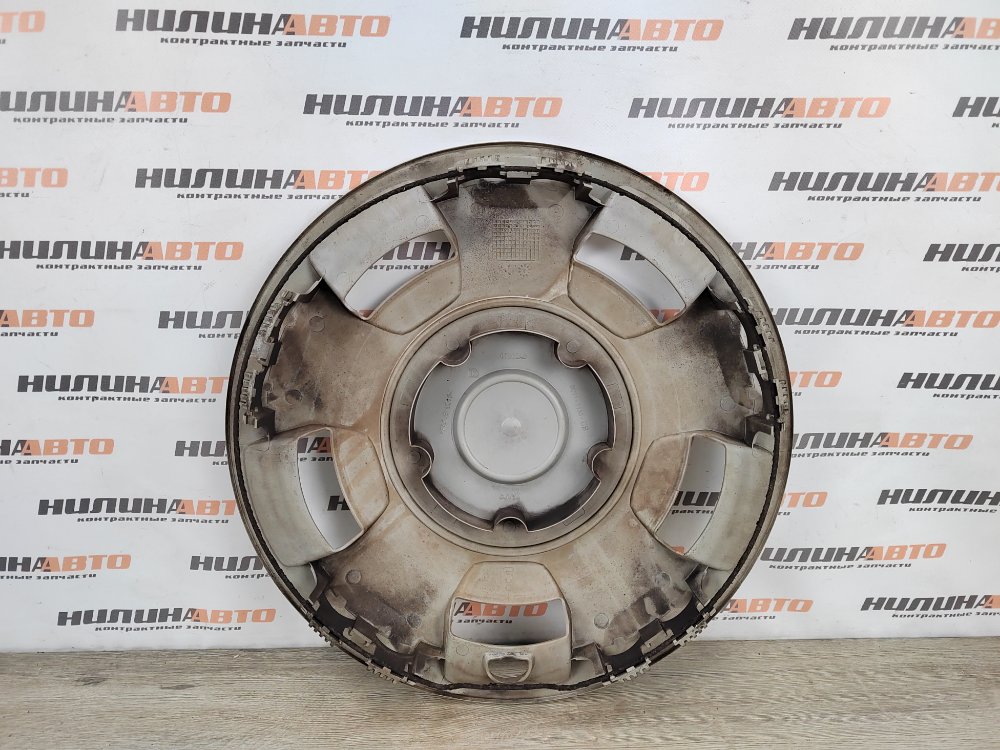 Колпак колесный, 1000 рублей, Москва