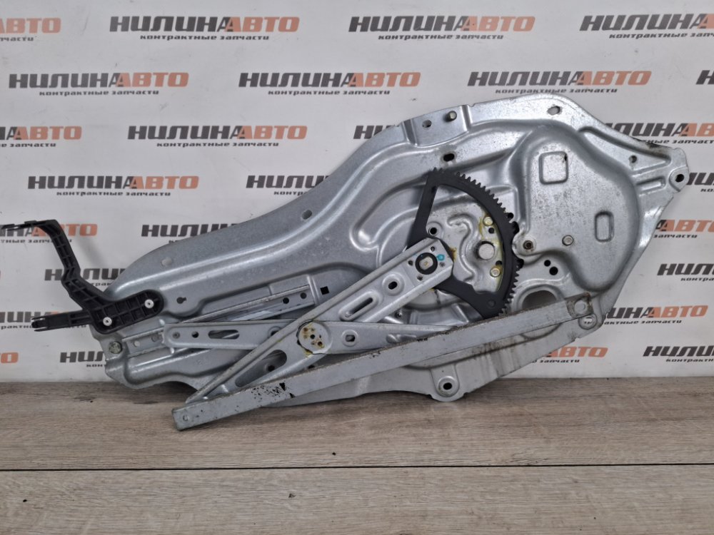 Стеклоподъемник, 1000 рублей, Москва