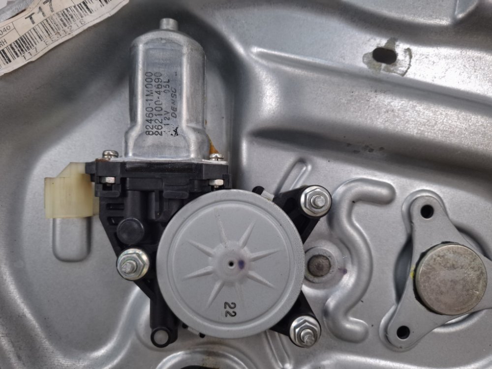 Стеклоподъемник, 1000 рублей, Москва