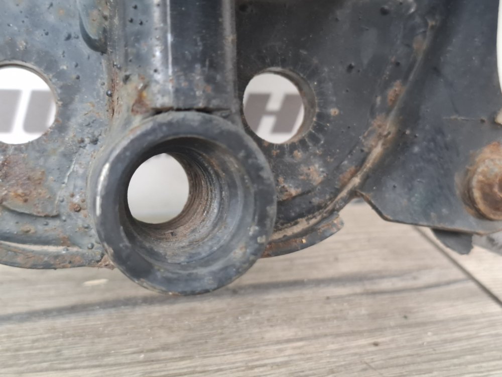 Усилитель бампера, 1000 рублей, Москва