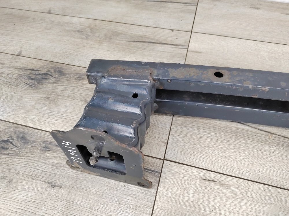 Усилитель бампера, 1000 рублей, Москва