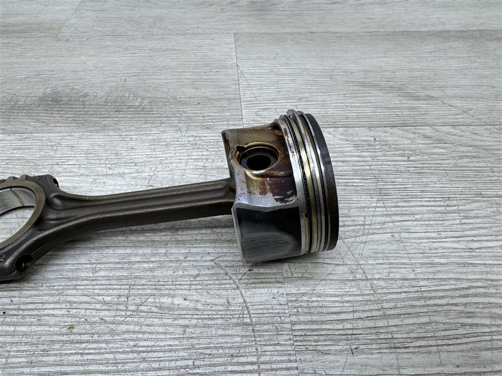 Поршень двигателя, 3000 рублей, Севастополь