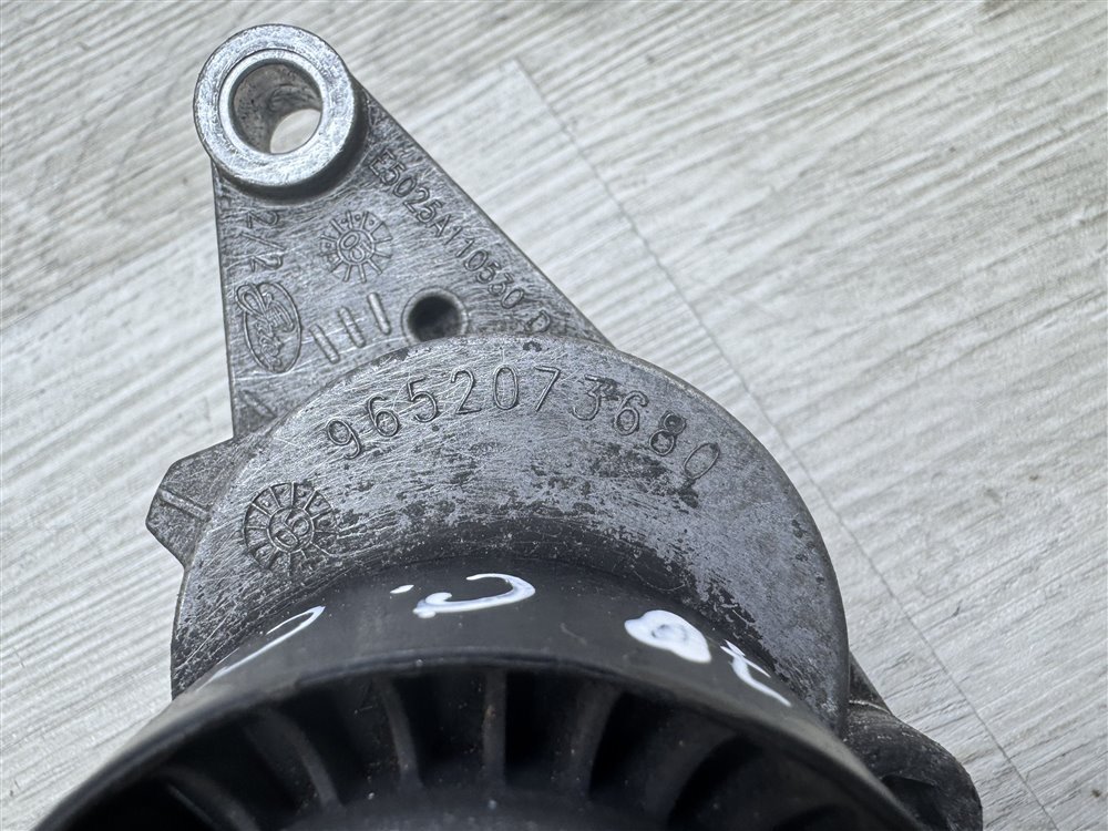 Натяжитель приводного ремня, 750 рублей, Севастополь