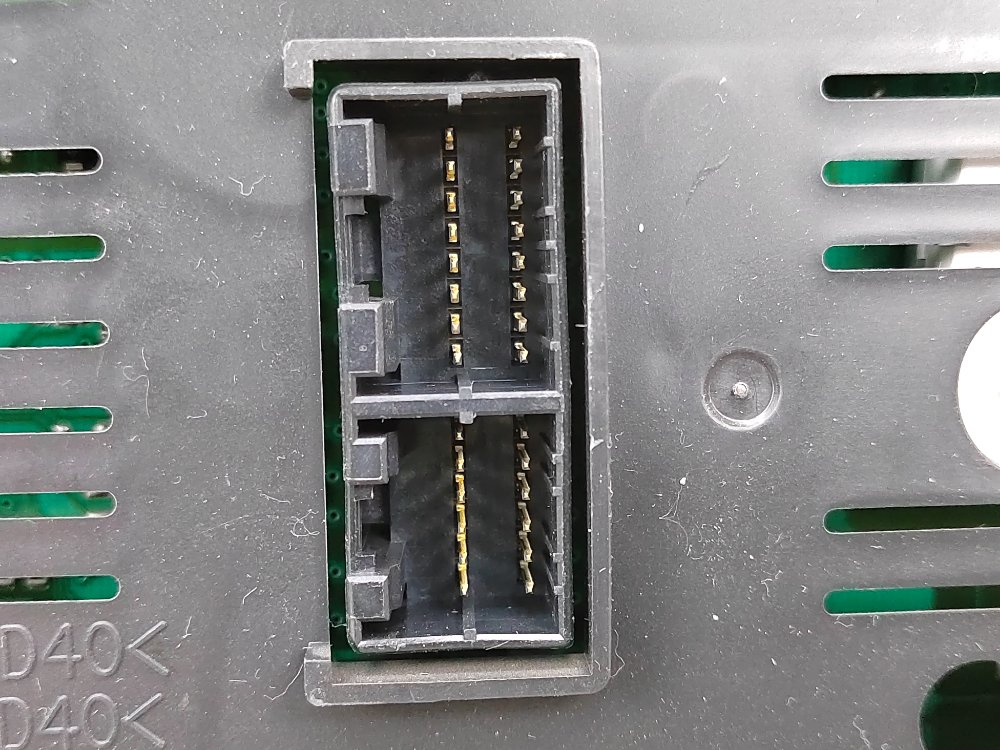 Панель приборов, 2000 рублей, Москва