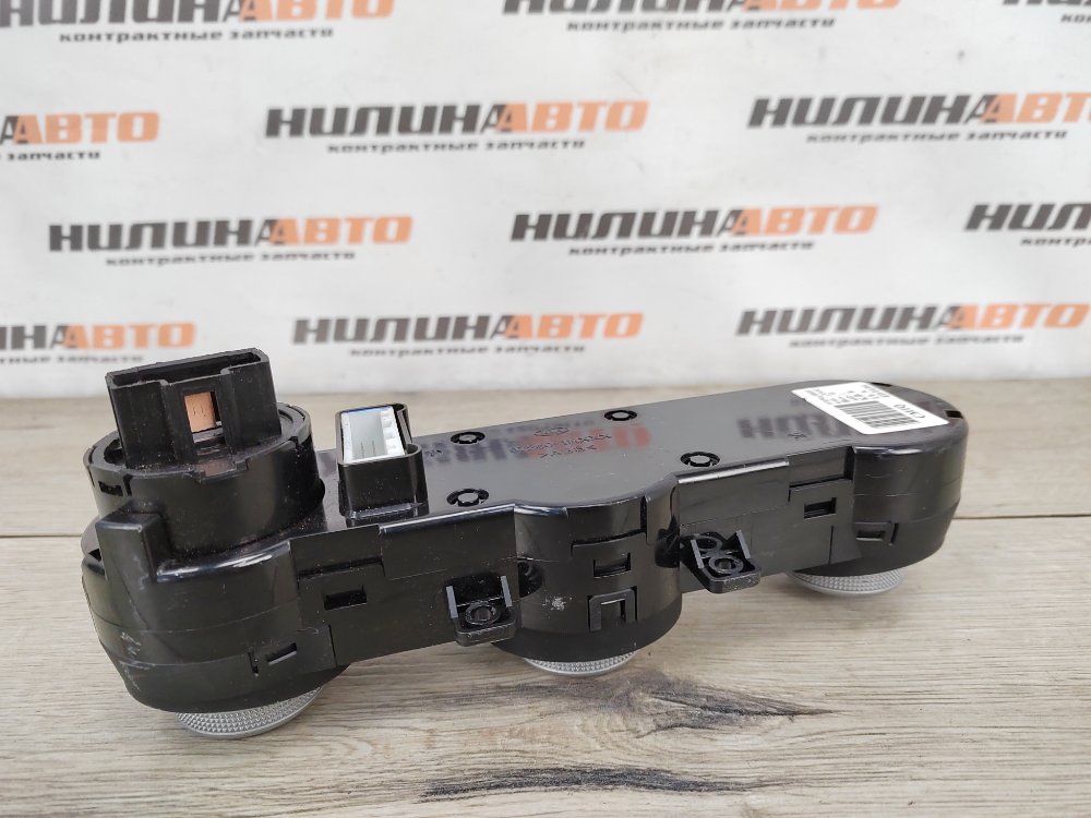 Блок управления печкой, 1000 рублей, Москва