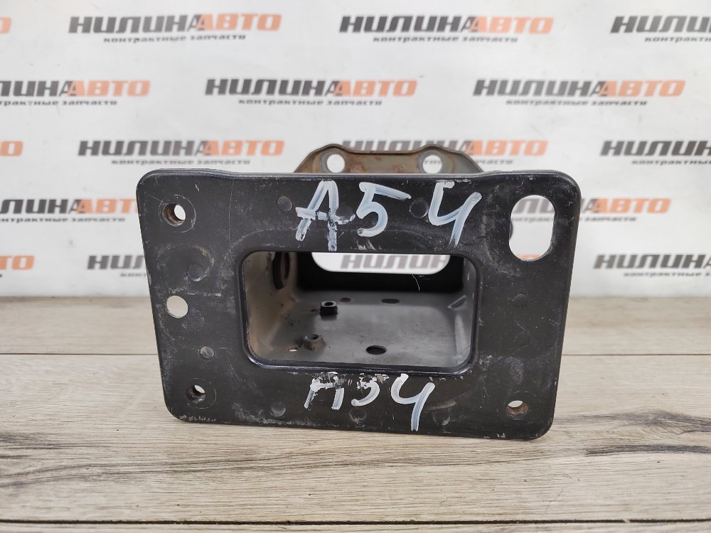 Кронштейн усилителя бампера, 1400 рублей, Москва