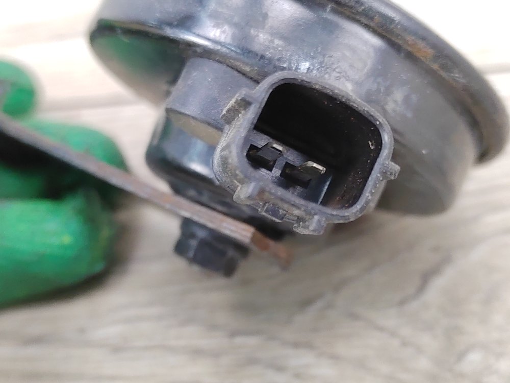 Звуковой сигнал, 800 рублей, Москва