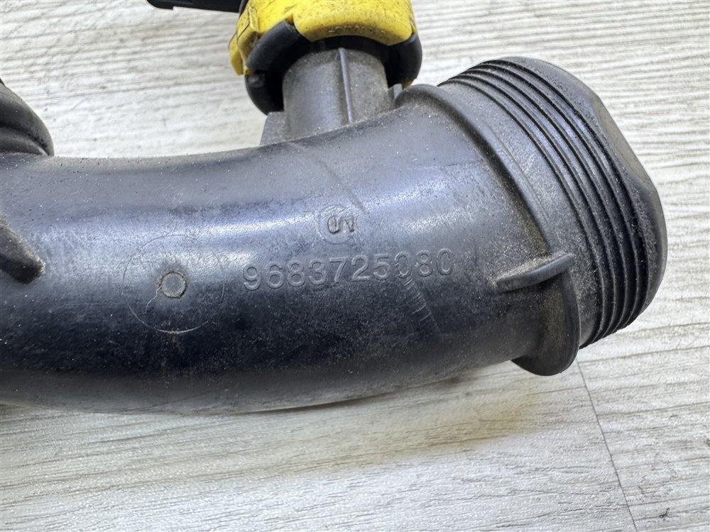 Патрубок воздушного фильтра, 1500 рублей, Севастополь