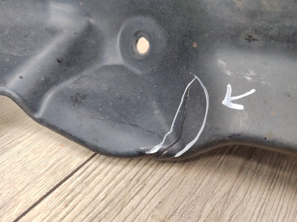 Подкрылок, 1500 рублей, Москва