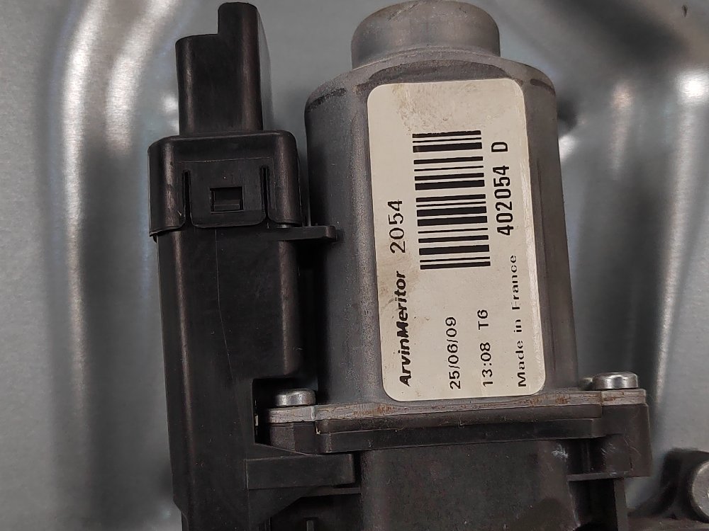 Стеклоподъемник, 2000 рублей, Москва