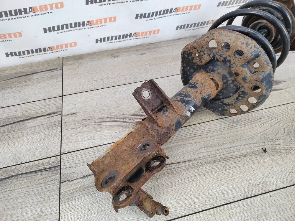 Амортизатор, 2000 рублей, Москва