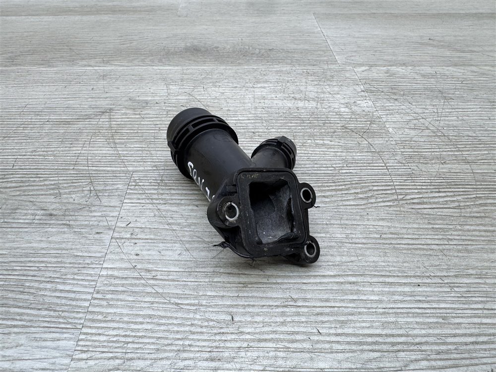 Фланец системы охлаждения, 1000 рублей, Севастополь