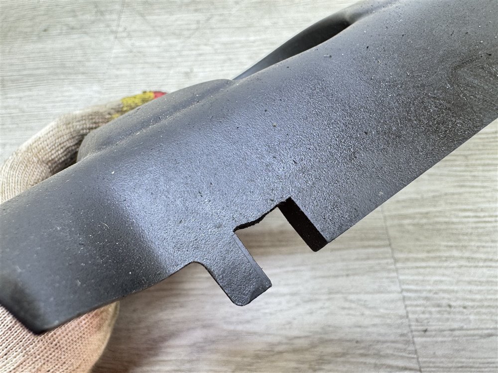 Накладка двигателя, 500 рублей, Севастополь