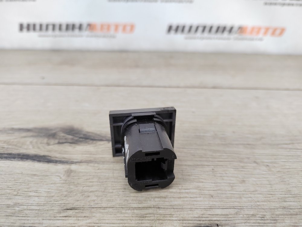 Кнопка обогрева заднего стекла, 500 рублей, Москва