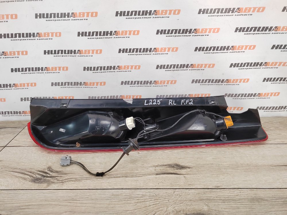 Фонарь в крыло, 1400 рублей, Москва