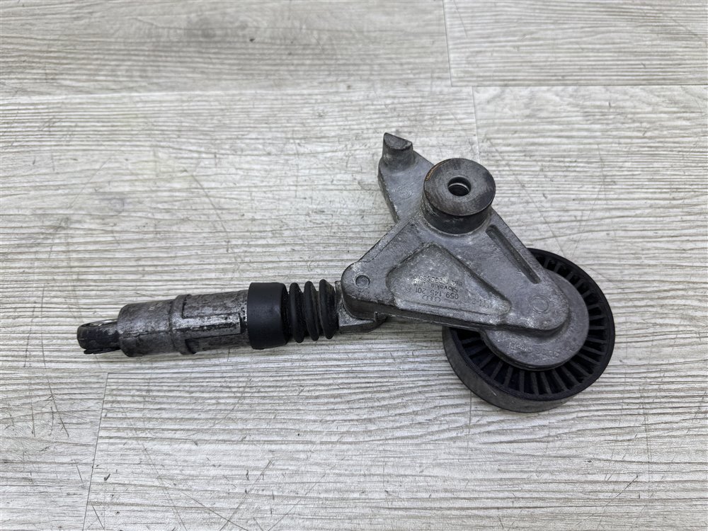 Натяжитель приводного ремня, 2000 рублей, Севастополь