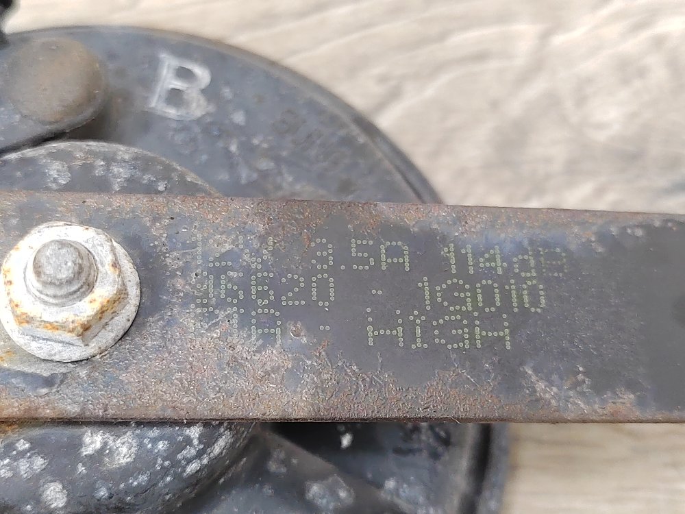 Звуковой сигнал, 500 рублей, Москва