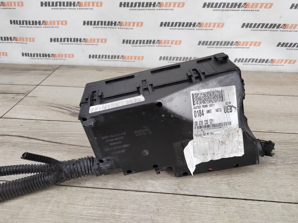 Блок предохранителей под капот, 2000 рублей, Москва