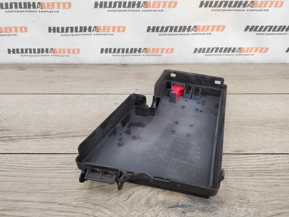 Блок предохранителей под капот, 2000 рублей, Москва