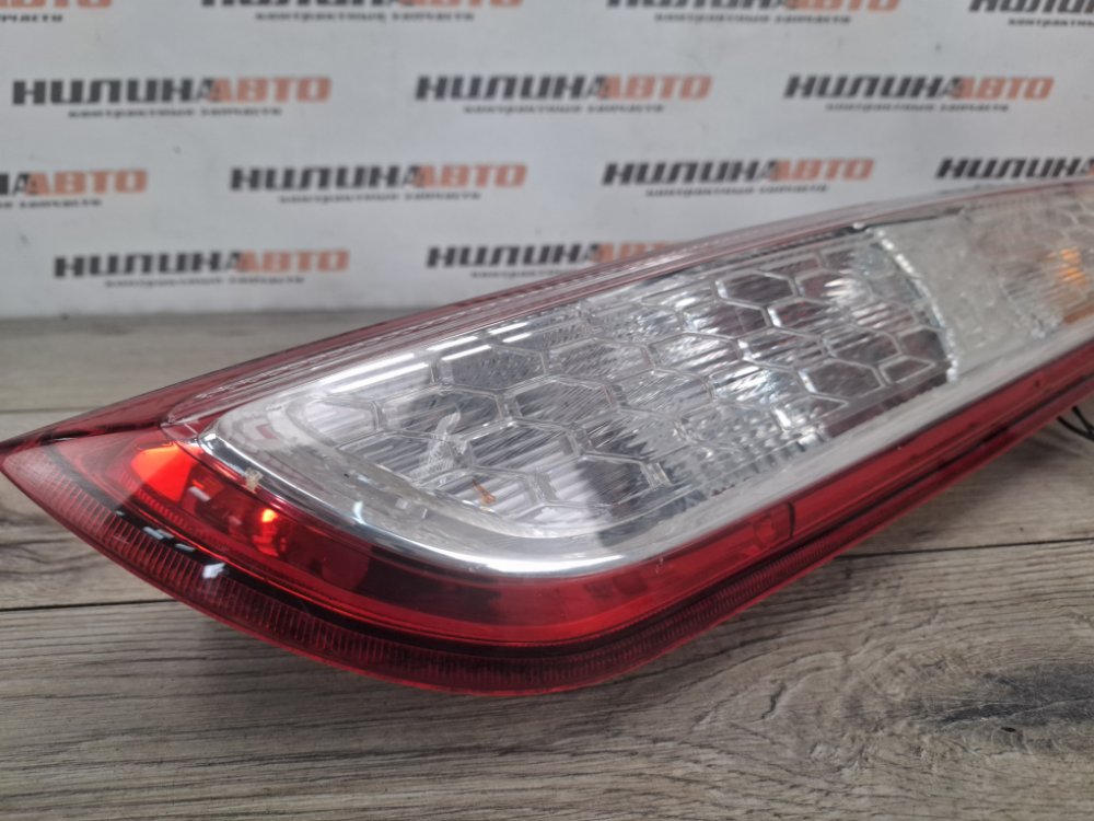 Фонарь в крыло, 2000 рублей, Москва